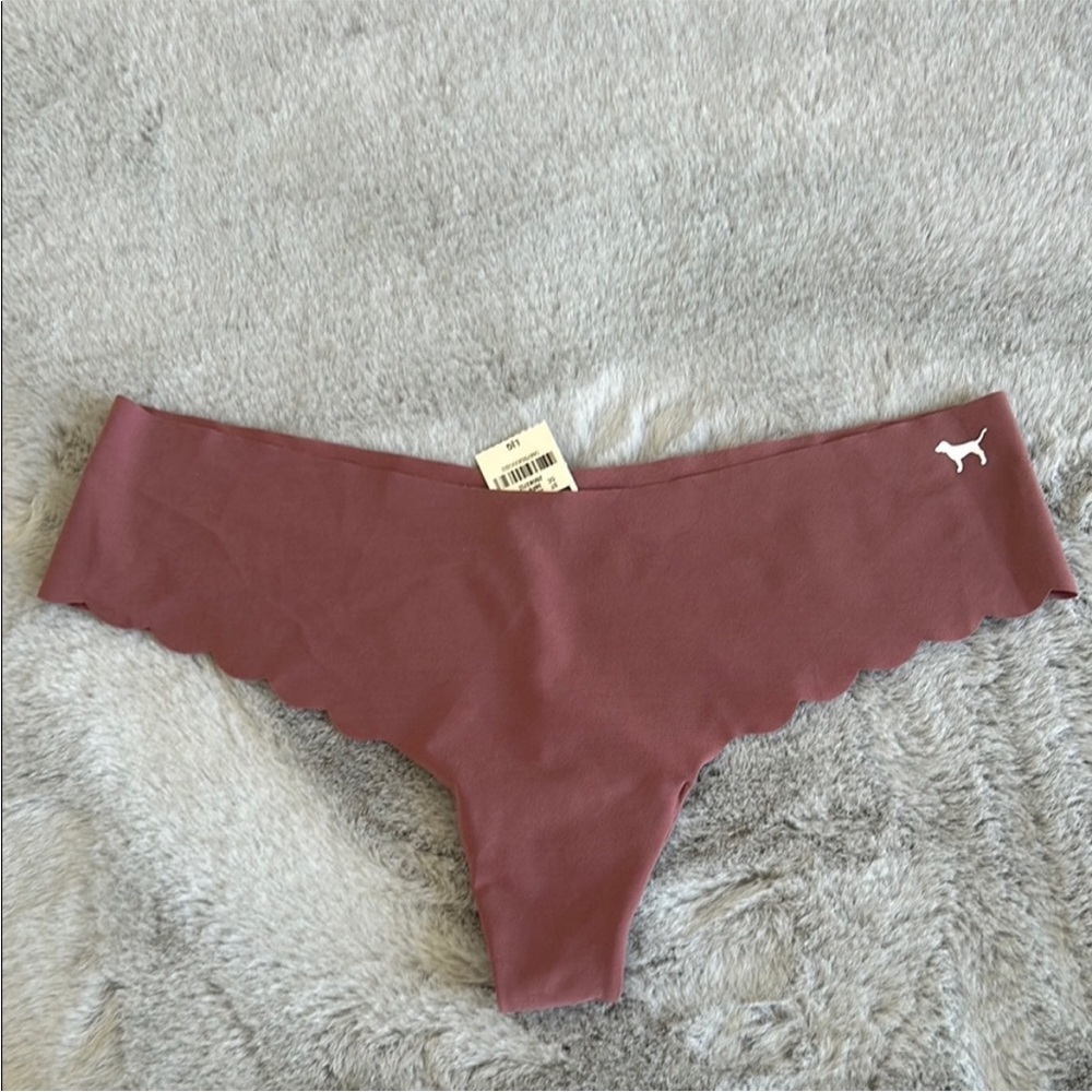 NWT PINK Victoria’s Secret Scalloped No Show Panty L